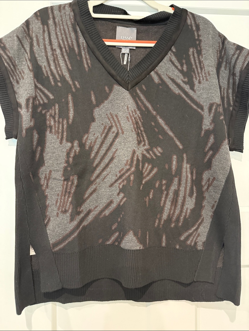 Lysse black, grey and Brown Abstract V‑Neck Sweater